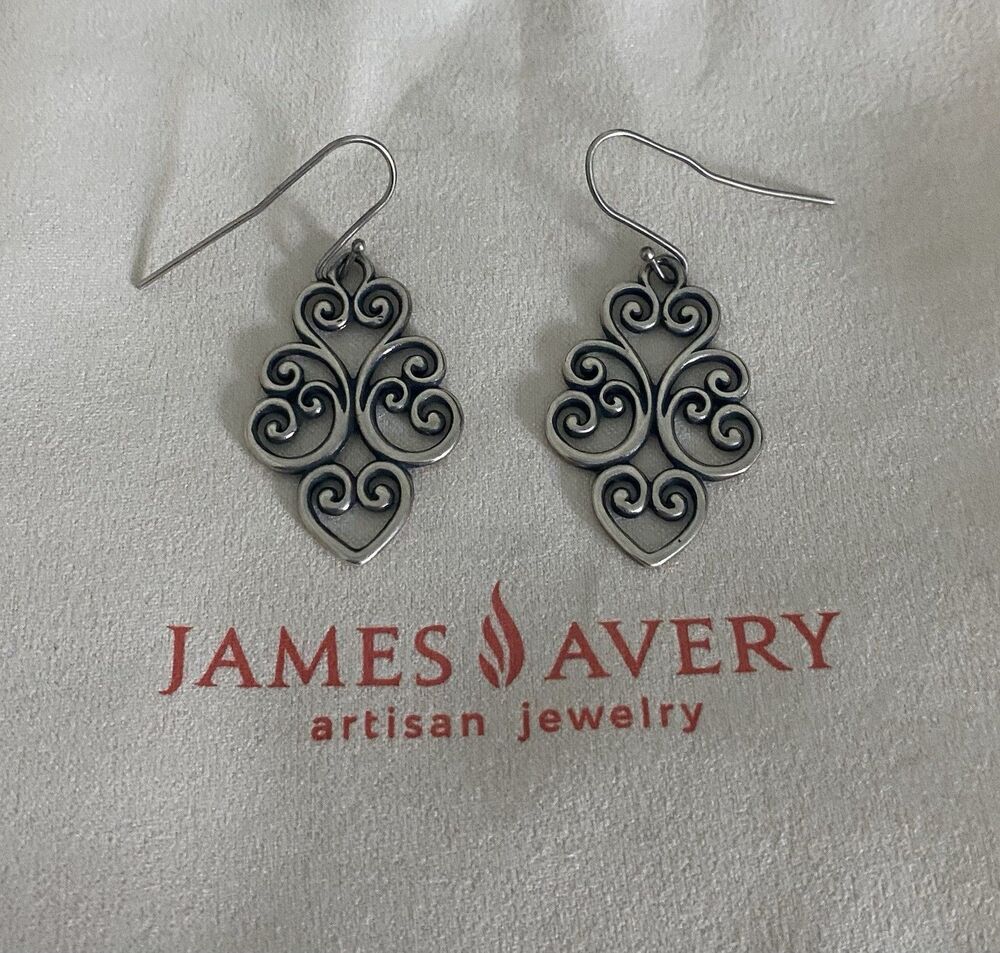 James Avery Retired Jubilant Heart Dangle Earrings